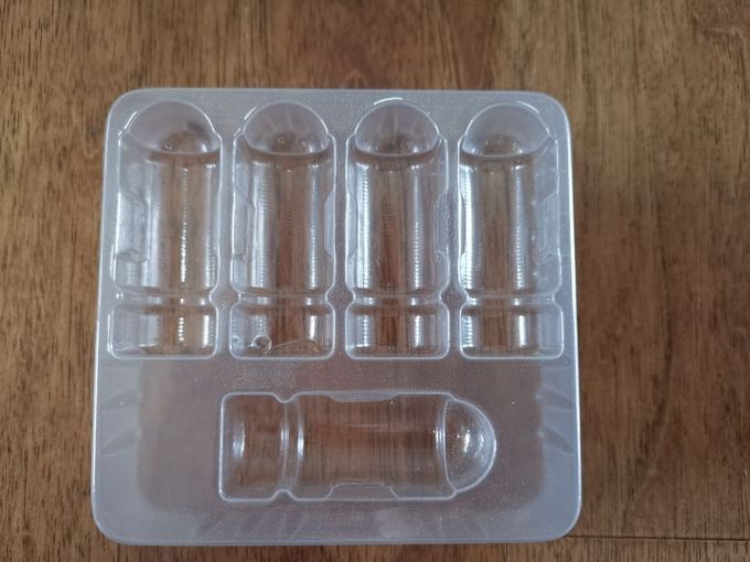 Ιατρικά μπουκάλια 2ml που συσκευάζουν τους διαφανείς δίσκους φουσκαλών PVC στο απόθεμα 6